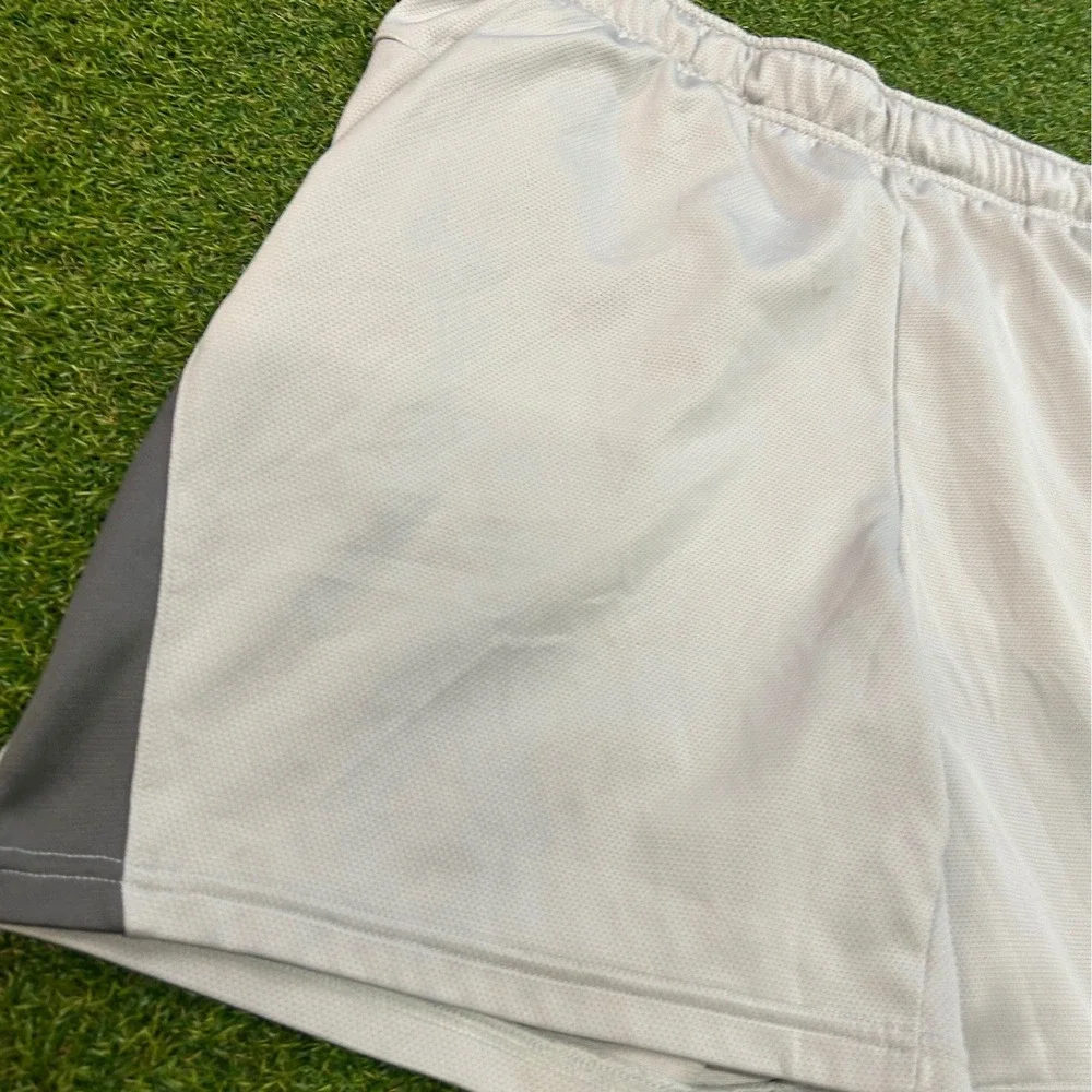 Nike Dri-FIT Mens Grey Mesh Athletic Training Shorts Large Standard Fit